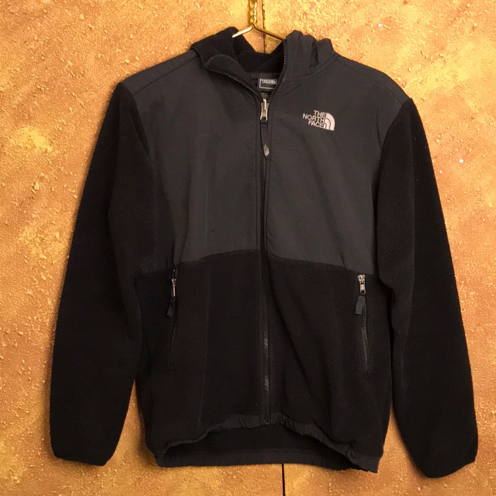 The North Face Fleece Forest Jacket Boys XL (Men’s small-medium)